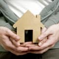 夫妻買房，由誰當貸款人，誰當保證人比較好？｜邱愛莉 House123